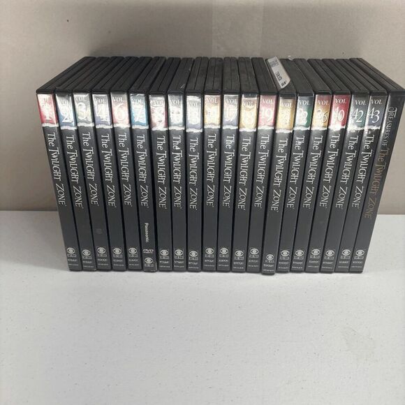 The Twilight Zone DVDs 20 Vol 1 2 3 4 6 7 8 10 13 14 17 18 19 21 22 26 40 42 43 - Picture 1 of 6